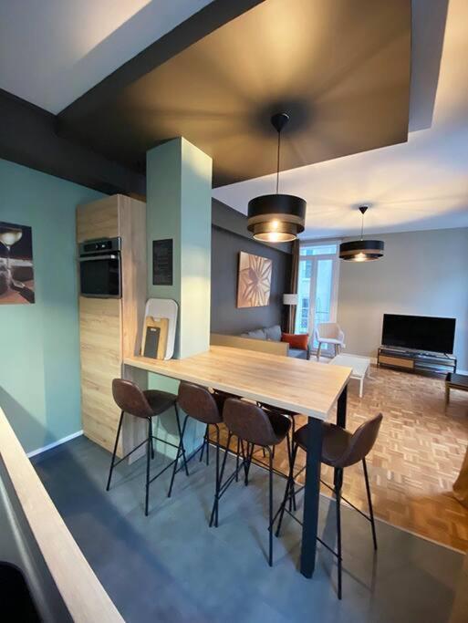 Les Quatre Piliers - 1 Min Palais Jacques Coeur Apartment Bourges Luaran gambar